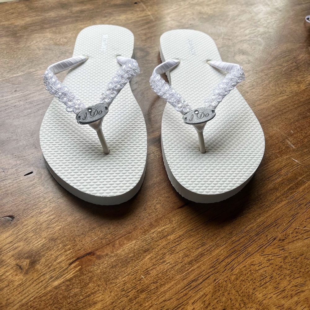 *NEW* bridal sandals